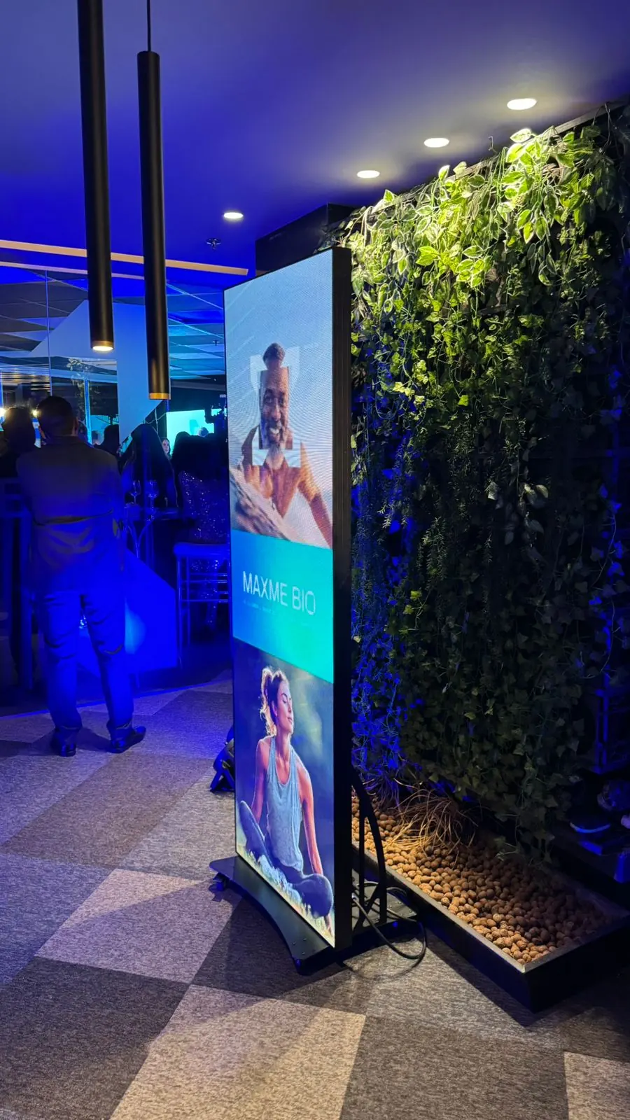 Aluguel de totem interativo para eventos em Minas Gerais